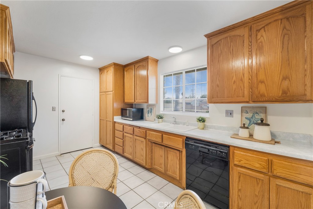 1211 S Fremont Street