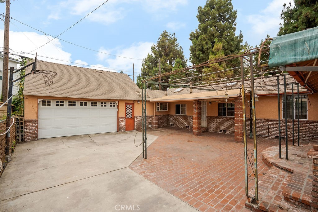 11502 Everston Street