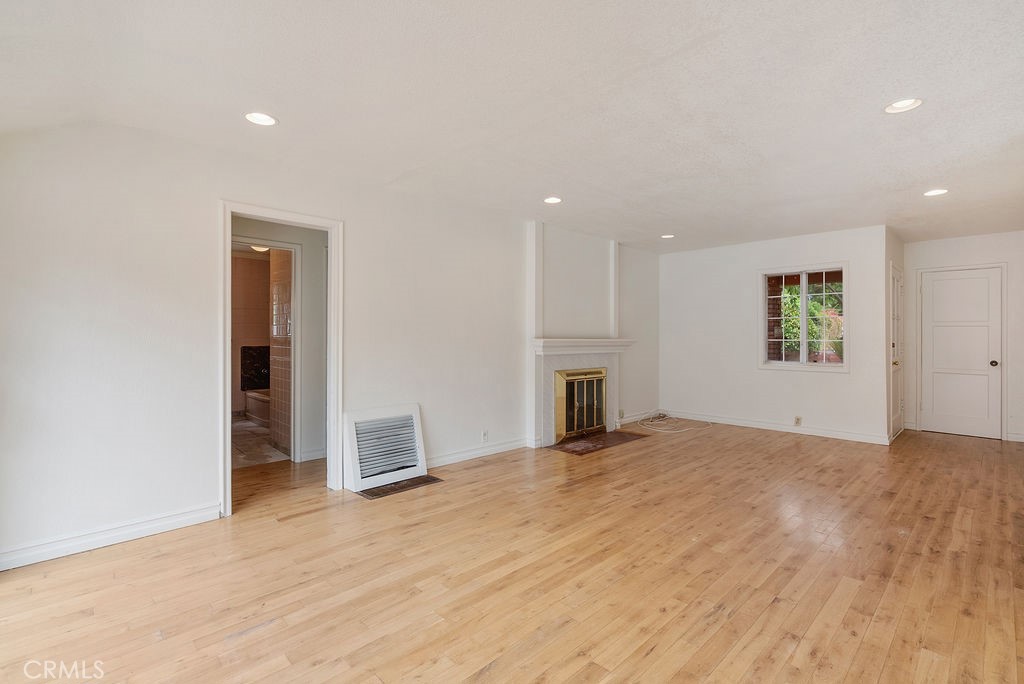 11502 Everston Street