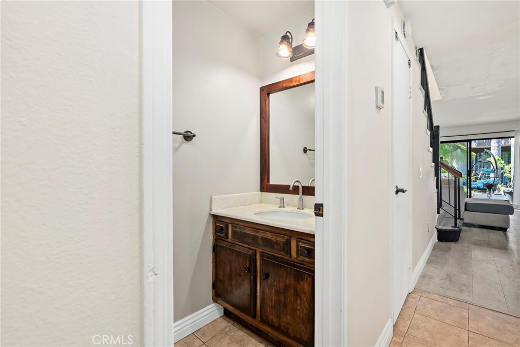 392 Hawaii Way