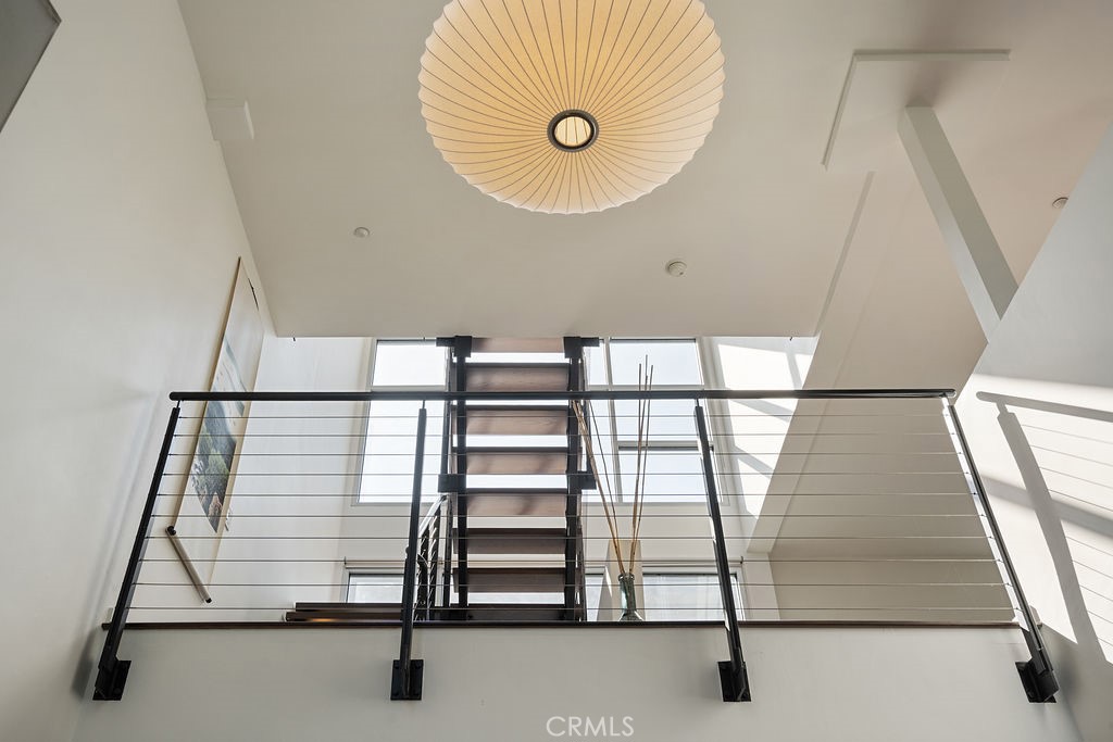 4111 W Sunset Boulevard 220