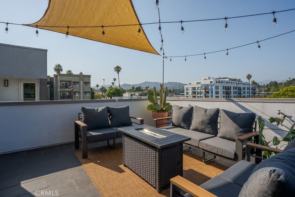 4111 W Sunset Boulevard 220