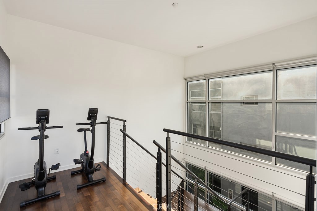 4111 W Sunset Boulevard 220