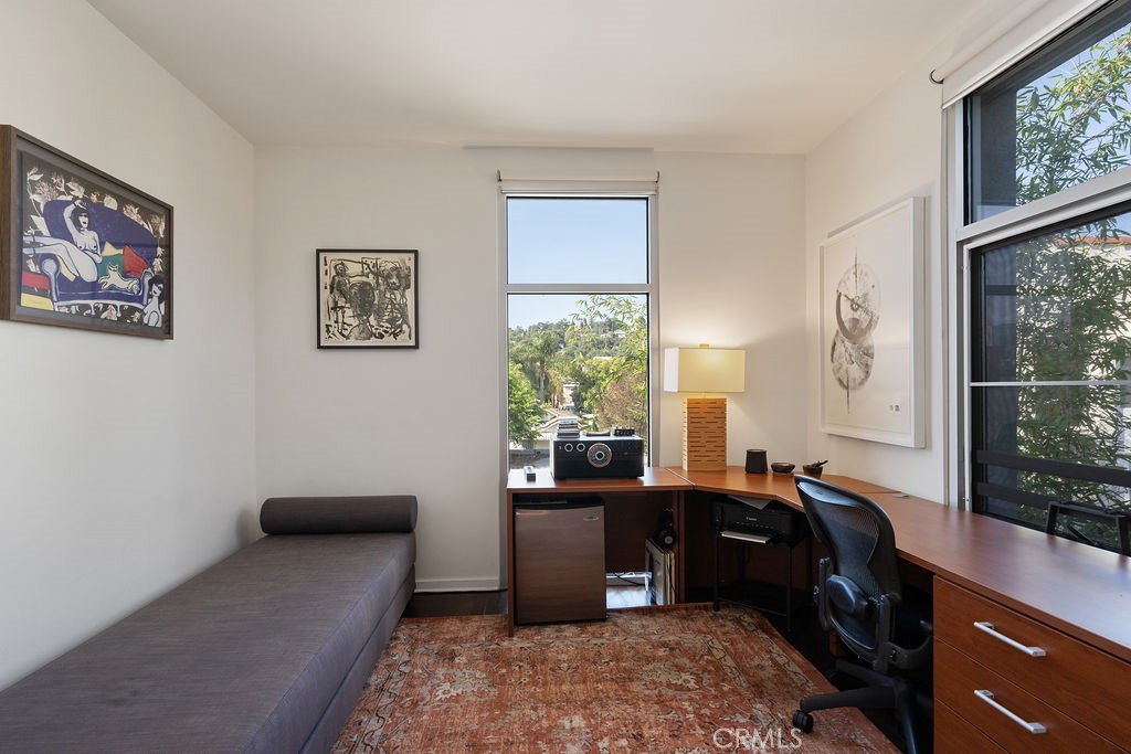 4111 W Sunset Boulevard 220