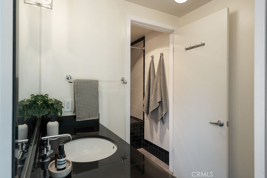 4111 W Sunset Boulevard 220