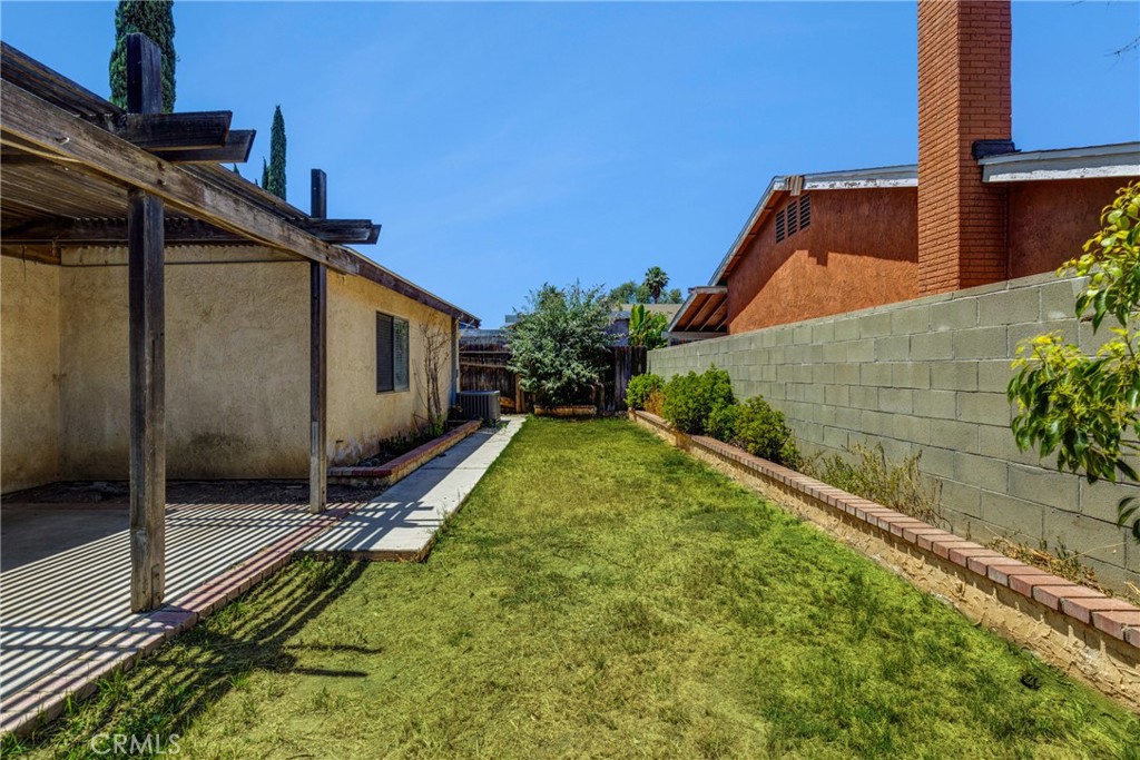 5943 Sky Meadow Street