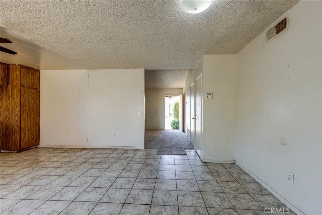 5943 Sky Meadow Street