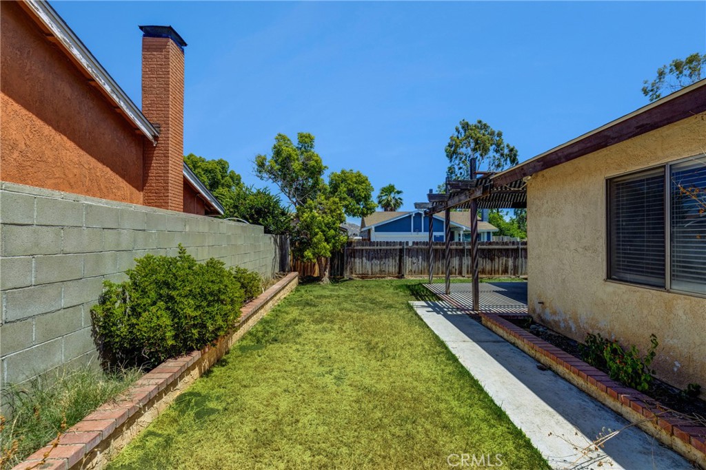 5943 Sky Meadow Street
