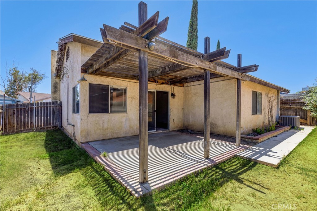 5943 Sky Meadow Street