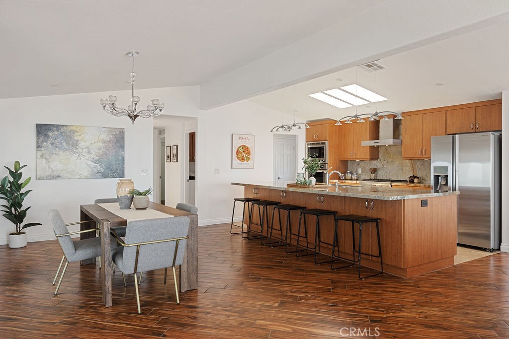 2275 W 25th Street 62