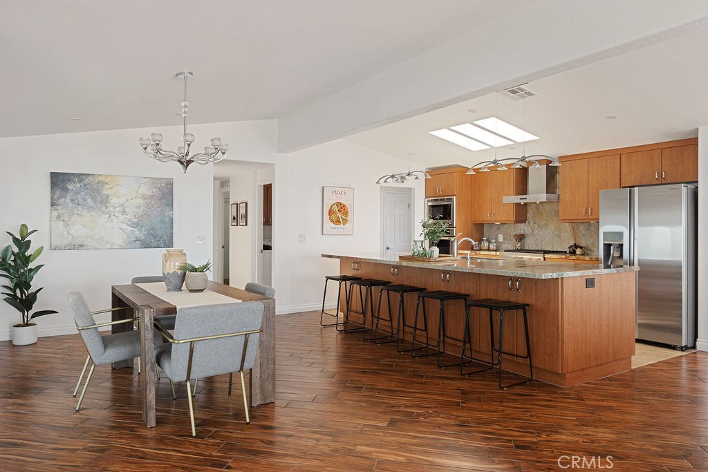 2275 W 25th Street 62