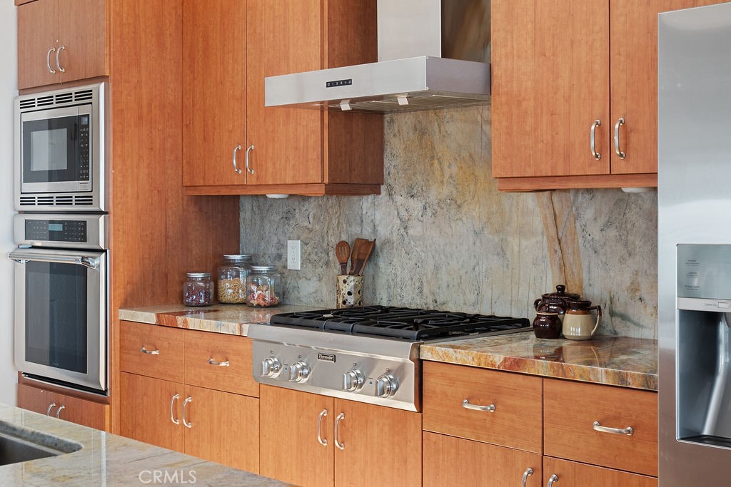 2275 W 25th Street 62