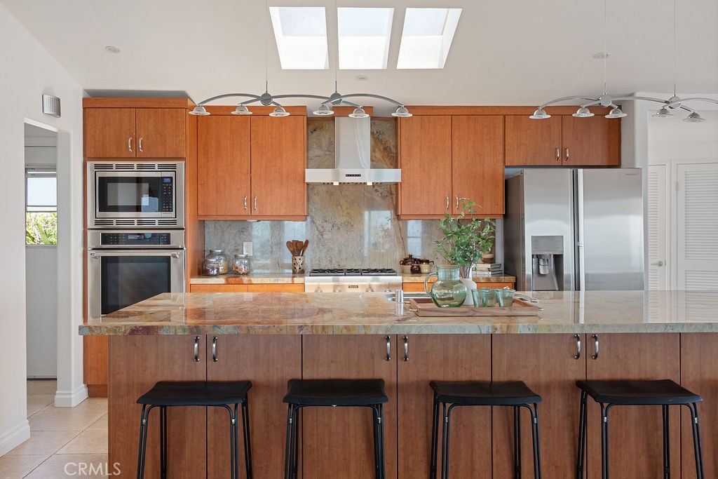 2275 W 25th Street 62