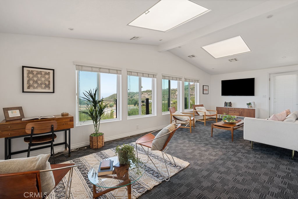 2275 W 25th Street 62
