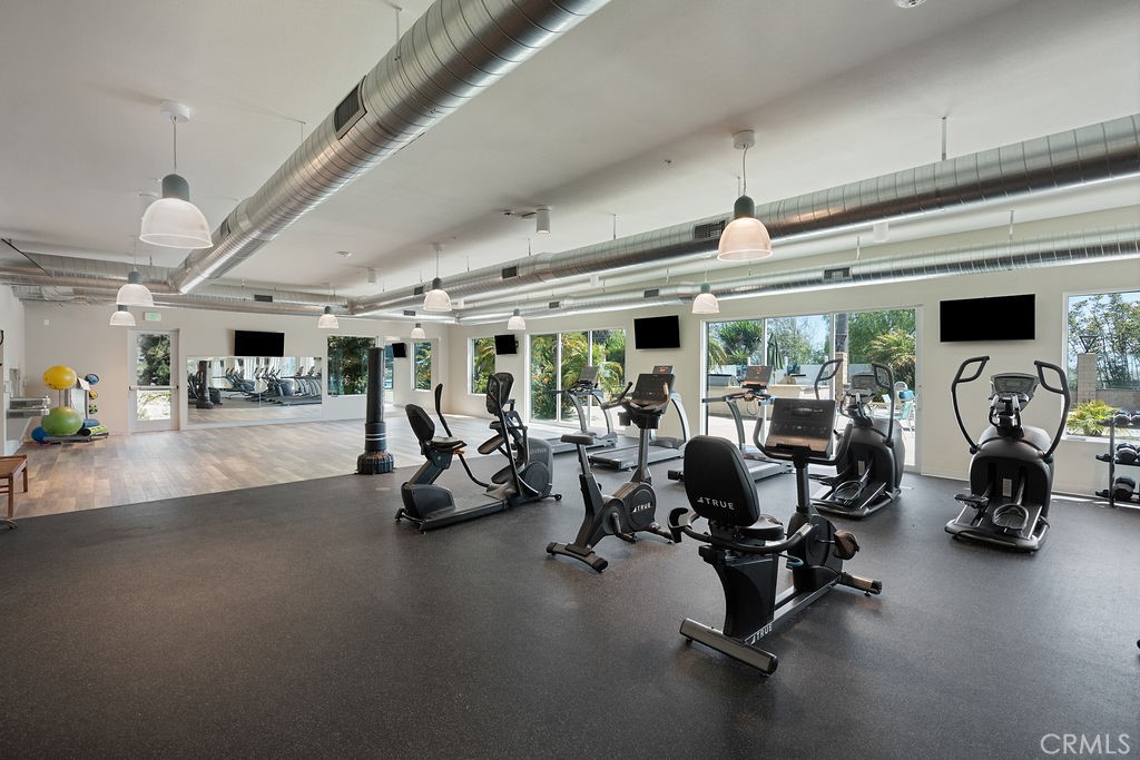 2275 W 25th Street 62