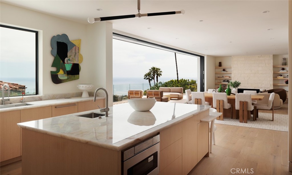 1105 Skyline Drive