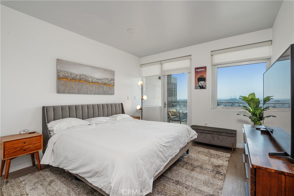 3785 Wilshire Boulevard 1605