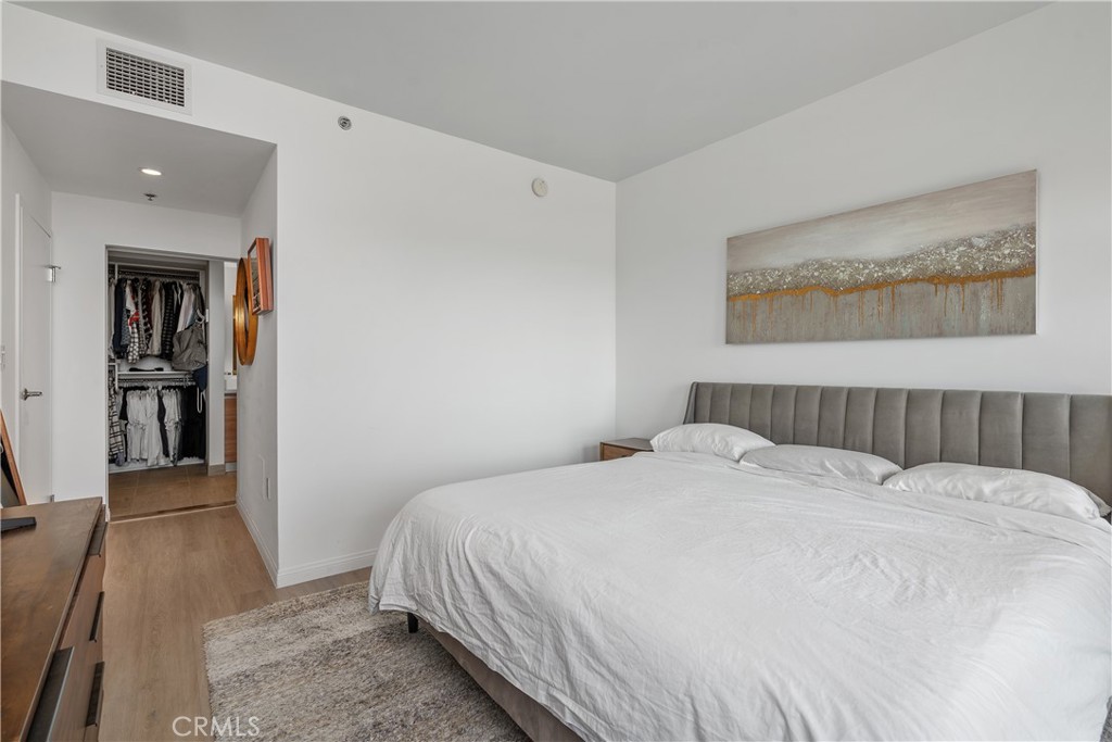 3785 Wilshire Boulevard 1605