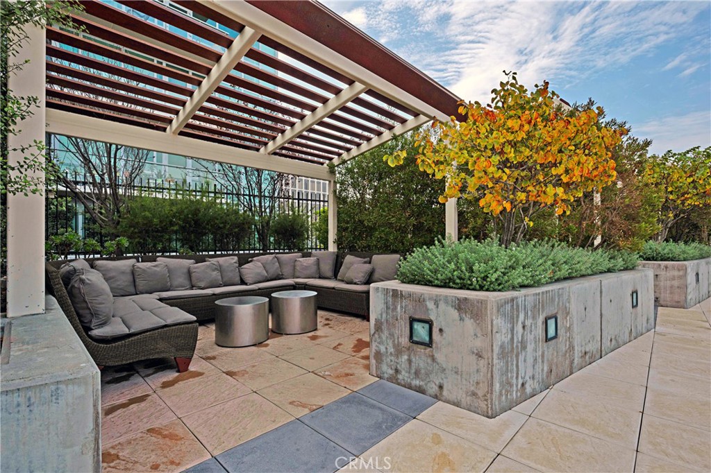 3785 Wilshire Boulevard 1605