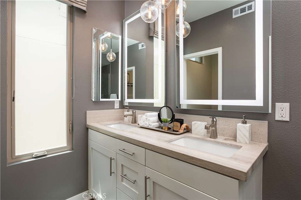 35 Ebb Tide Cir