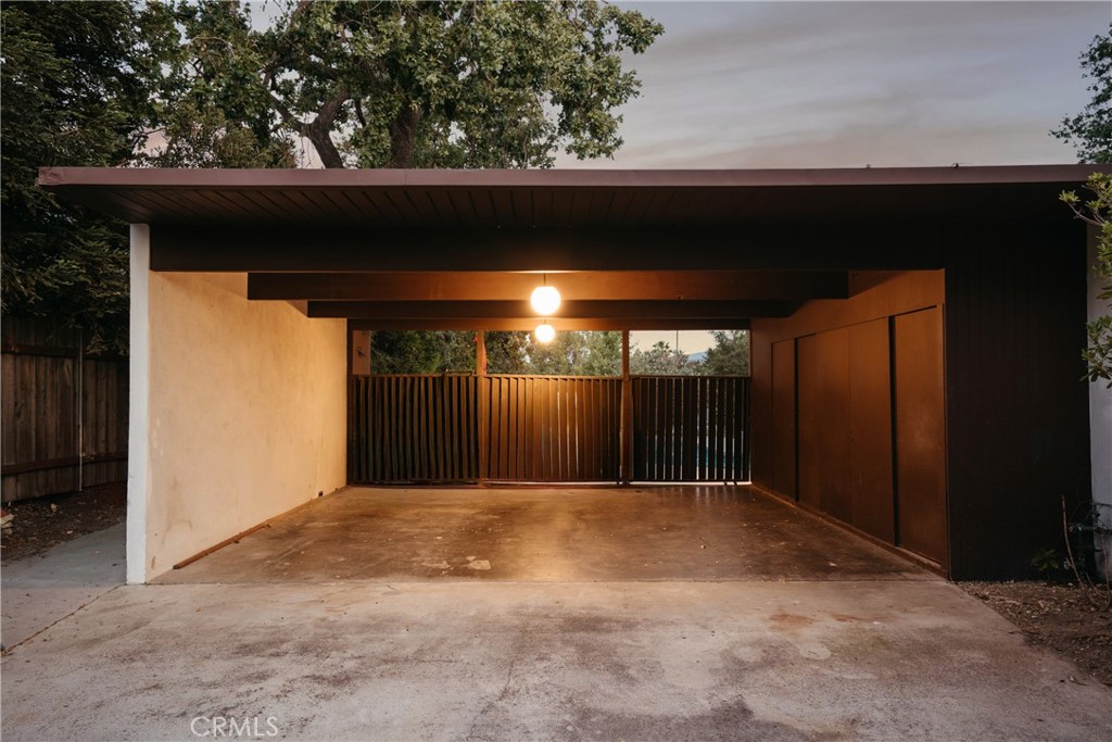 1248 La Peresa Drive