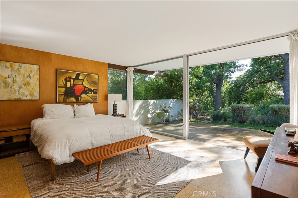 1248 La Peresa Drive
