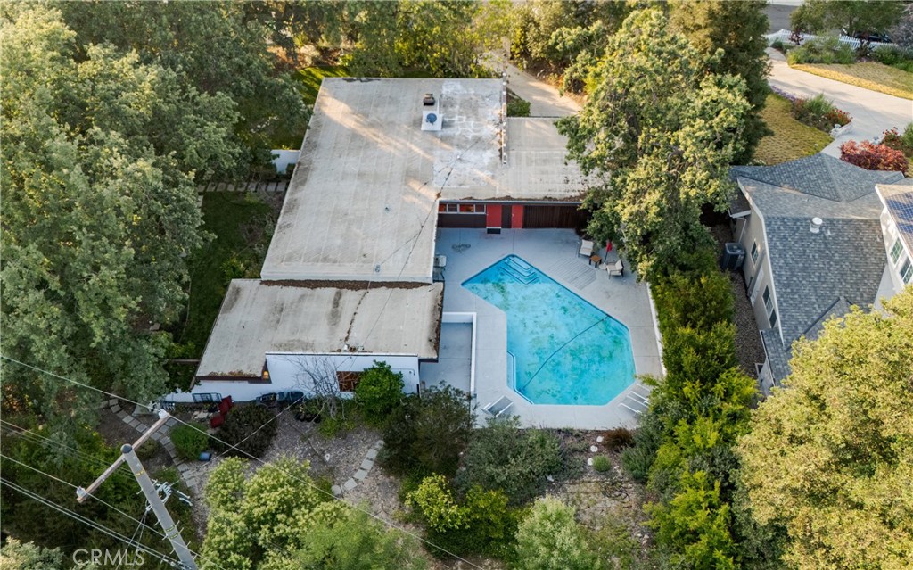 1248 La Peresa Drive
