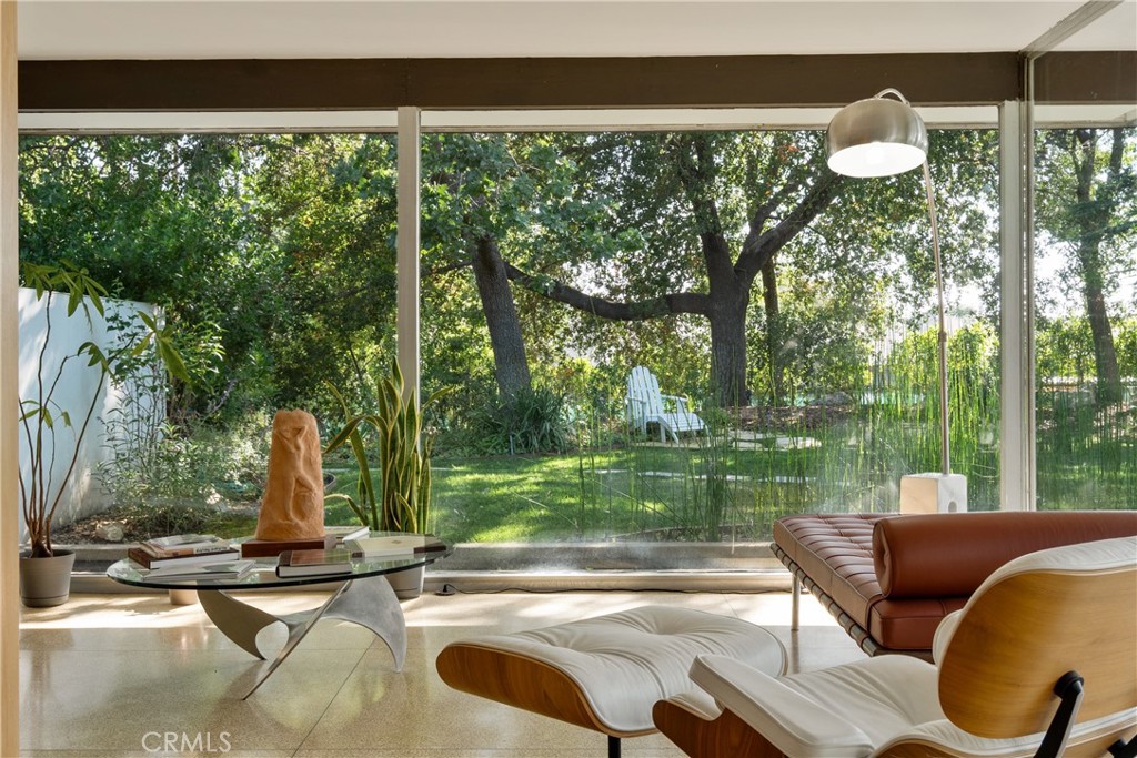 1248 La Peresa Drive