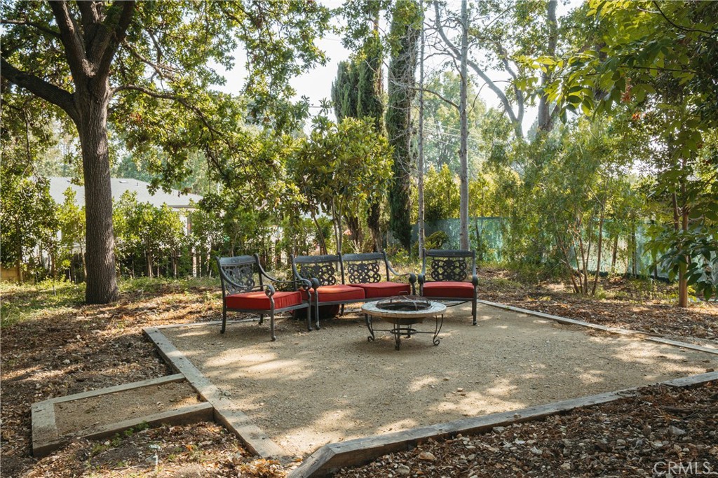 1248 La Peresa Drive