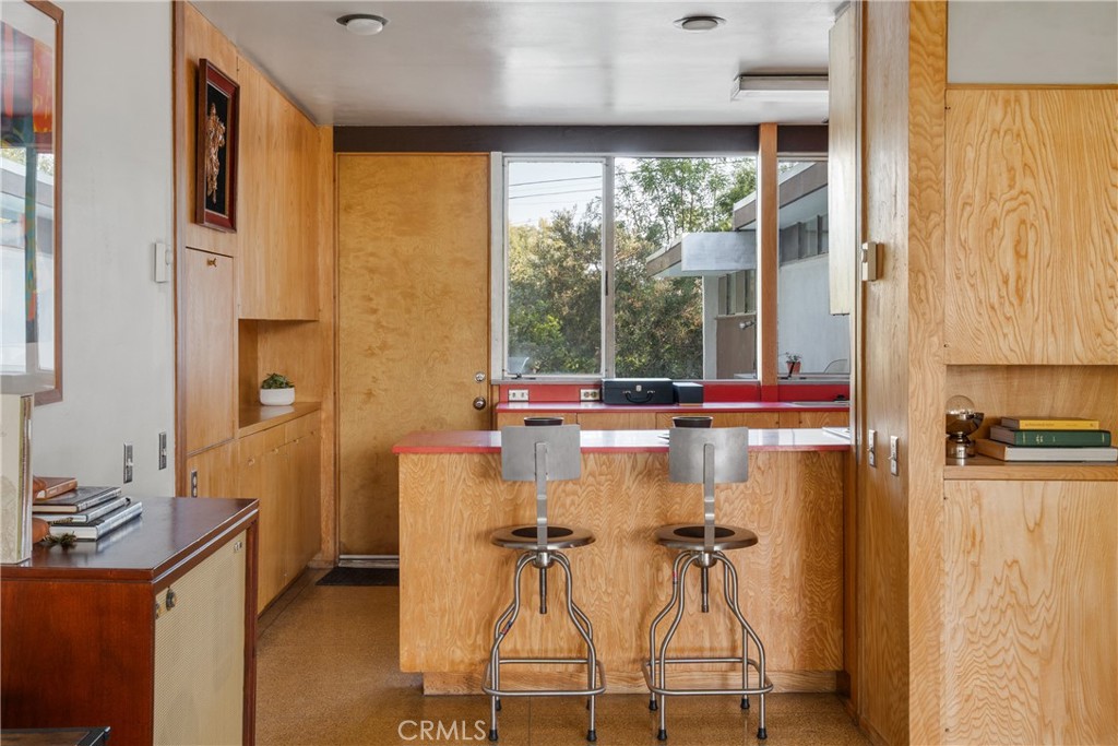 1248 La Peresa Drive