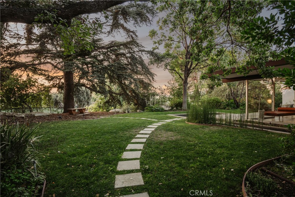 1248 La Peresa Drive
