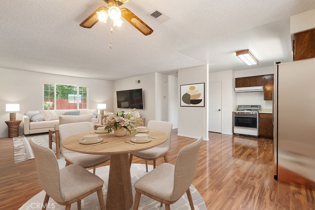 207 N Pasadena Avenue