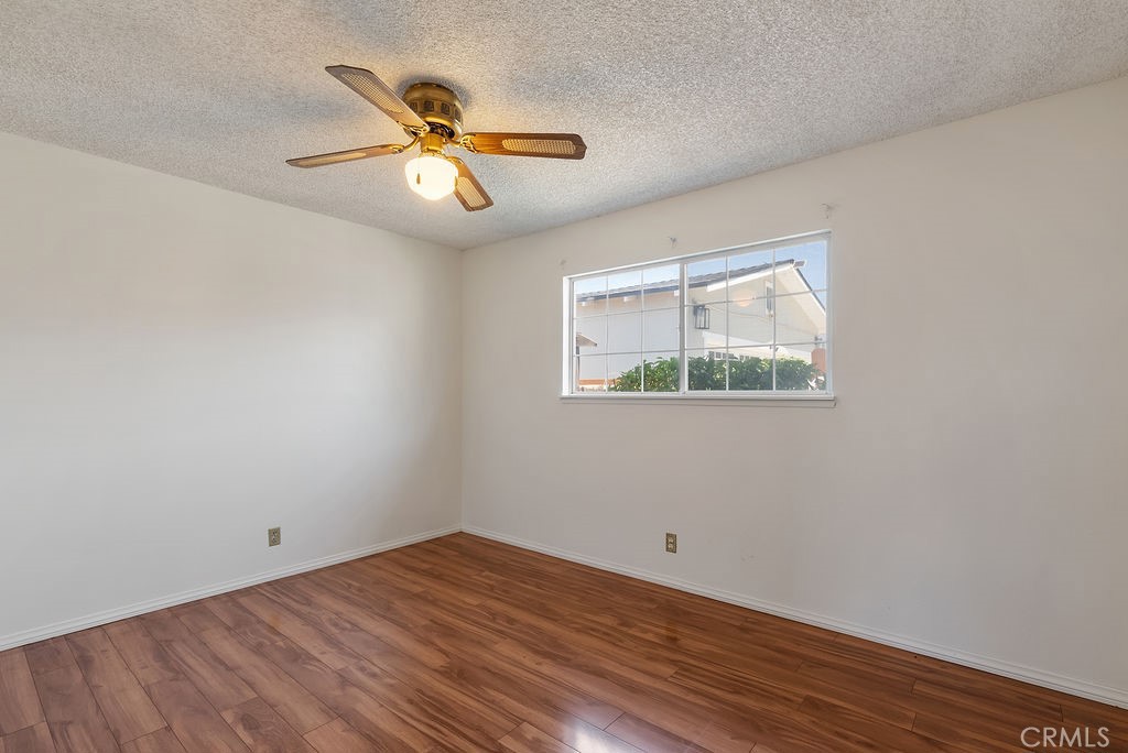 207 N Pasadena Avenue