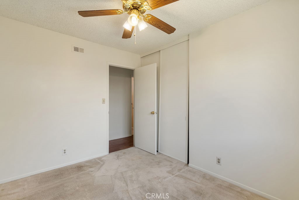 207 N Pasadena Avenue