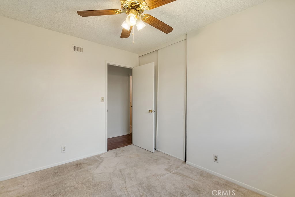 207 N Pasadena Avenue