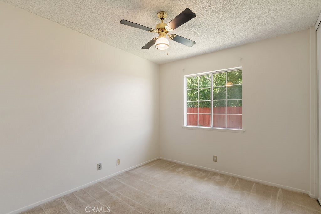 207 N Pasadena Avenue