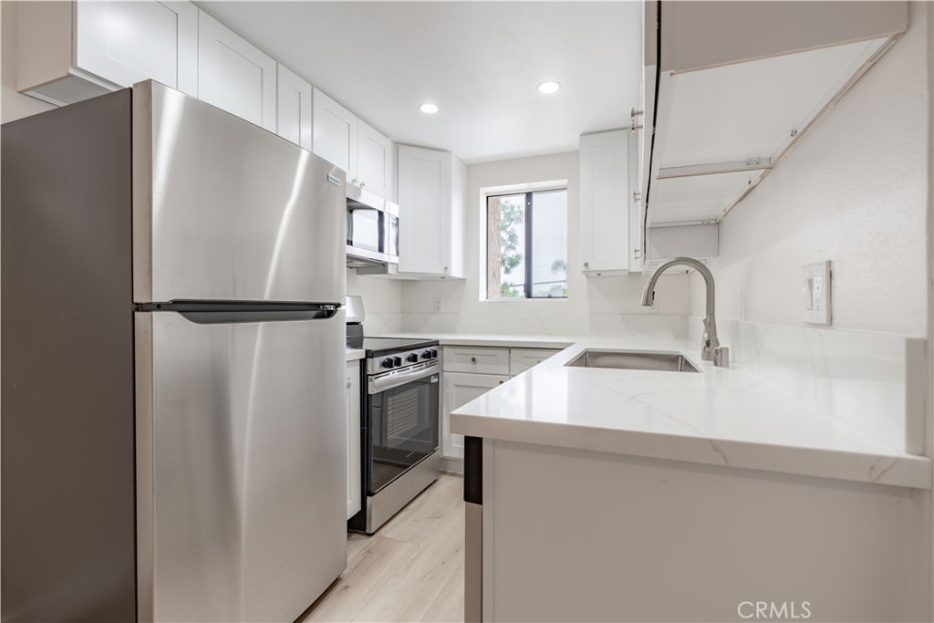 18900 Delaware Street 234