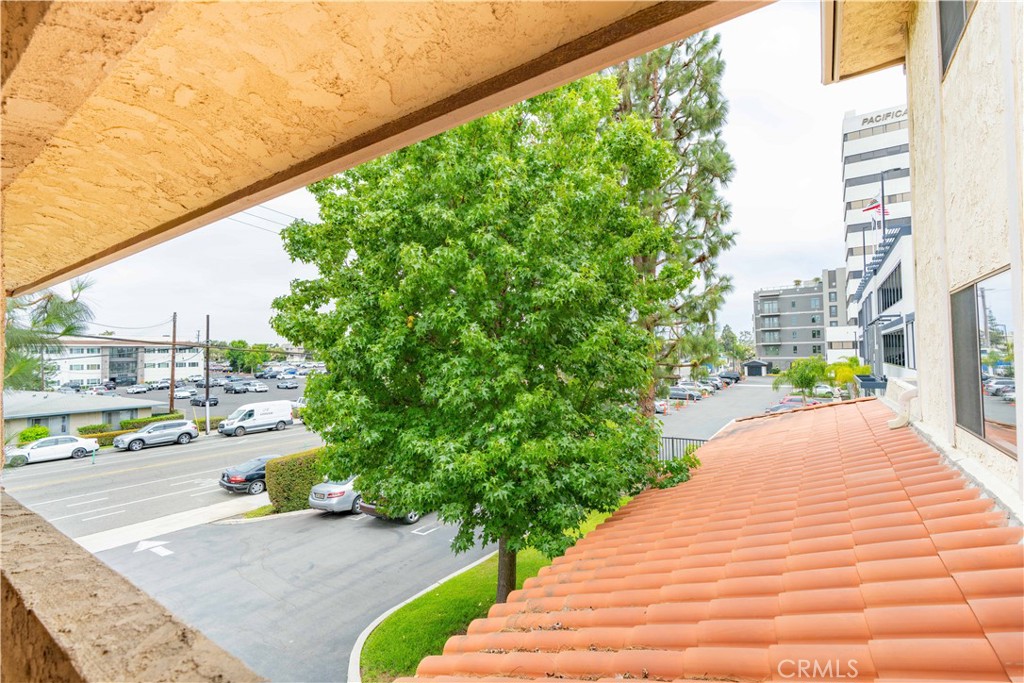 18900 Delaware Street 234