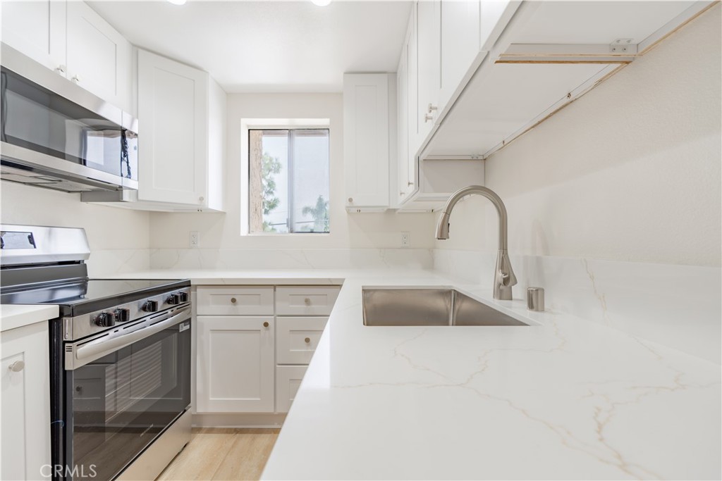 18900 Delaware Street 234