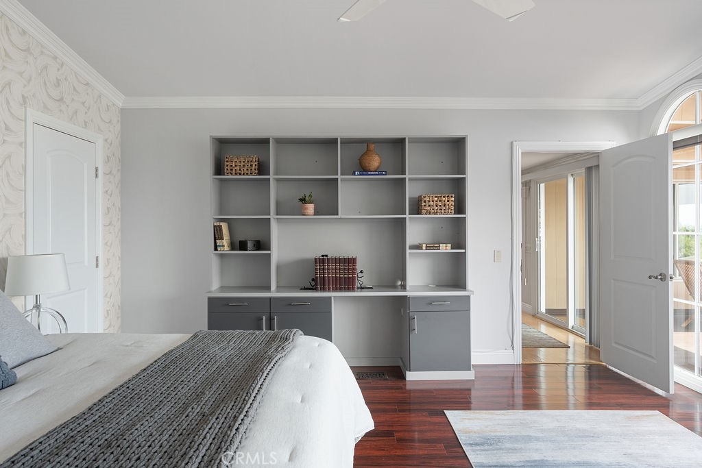 2275 W 25th Street 57