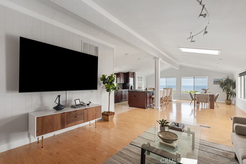 2275 W 25th Street 57