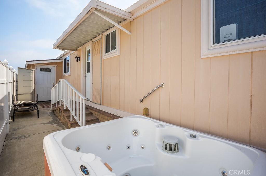 2275 W 25th Street 57