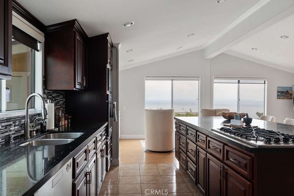 2275 W 25th Street 57