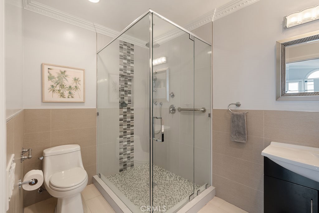 2275 W 25th Street 57