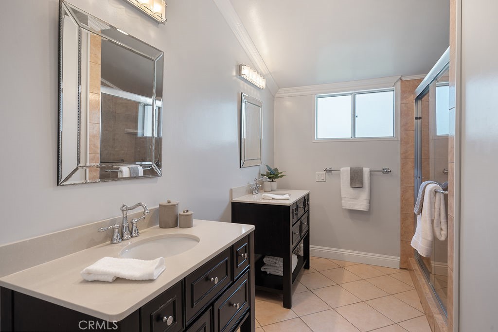 2275 W 25th Street 57