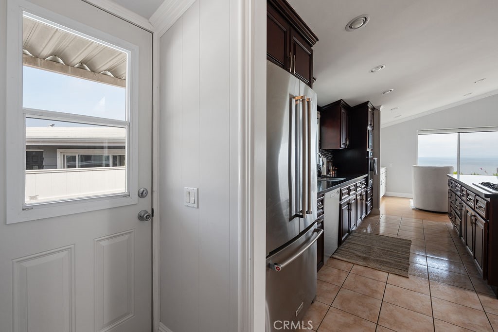 2275 W 25th Street 57