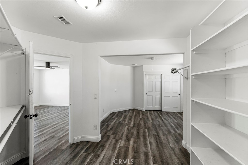 10131 Jenny St