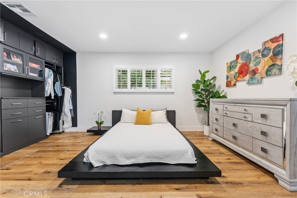 4743 Topanga Canyon Boulevard