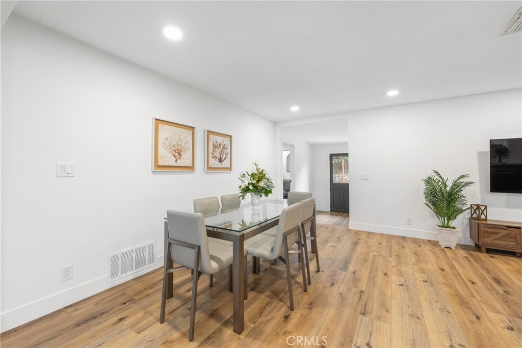 4743 Topanga Canyon Boulevard