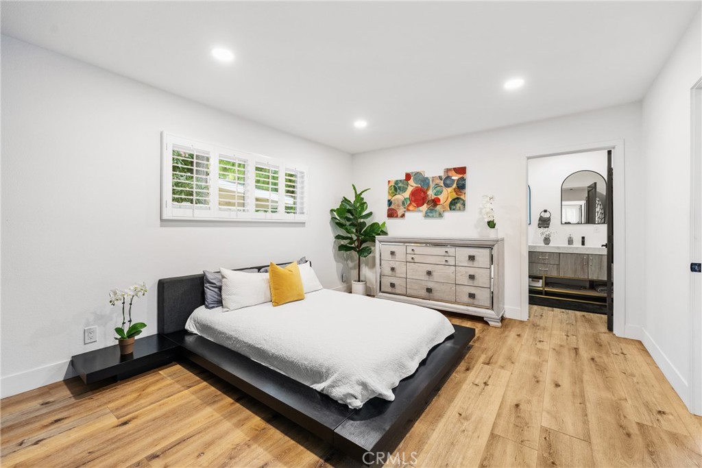 4743 Topanga Canyon Boulevard